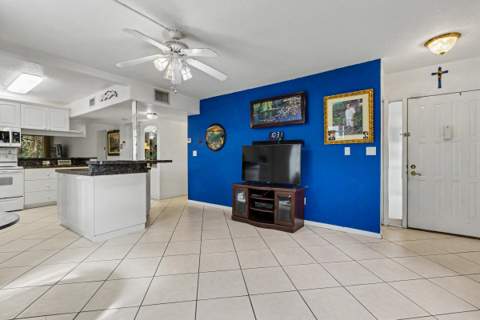 7515 NW 79th Avenue #109, Tamarac FL - photo 17 of 33