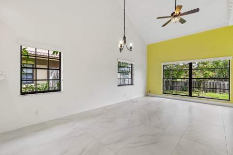 2656 Riverside Drive #2656, Coral Springs FL - photo 10 of 32