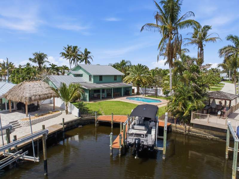 5 bedroom Single Family Residence at 1489 SW Seahawk Way, Lighthouse Point, Palm City — photo 5