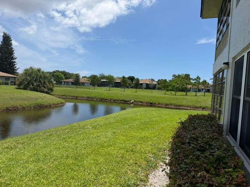 2 bedroom Condominium at 13283 Pineapple Palm Court #B, Palm Greens At Villa Del Ray Condo, Delray Beach — photo 4