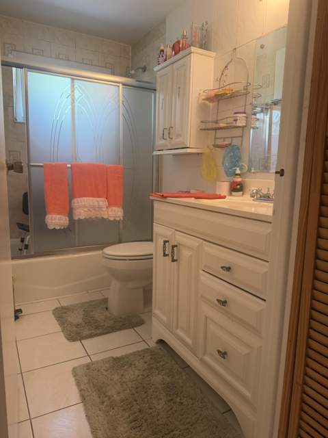 1304 Donwoods Lane, Royal Palm Beach FL - photo 21 of 39