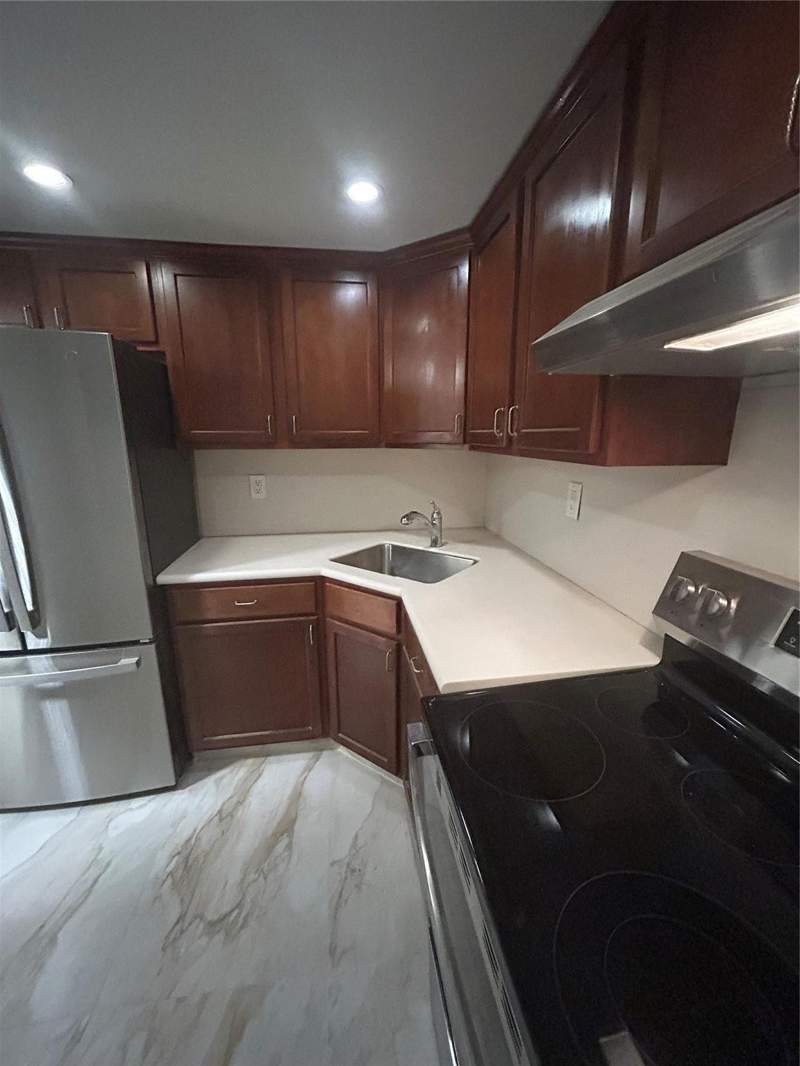 1 bedroom Condominium at 550 Bayshore Drive #102, Bayshore Embassy Condo, Fort Lauderdale — photo 5