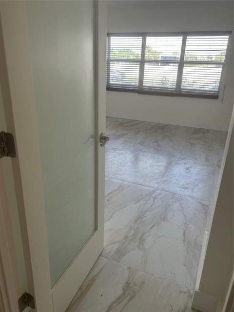 550 Bayshore Drive #102, Fort Lauderdale FL - photo 10 of 32