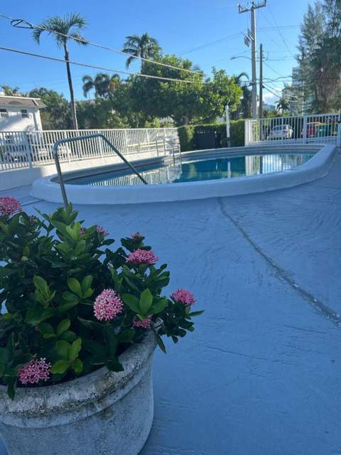 550 Bayshore Drive #102, Fort Lauderdale FL - photo 20 of 32