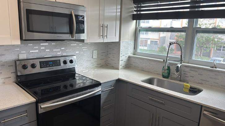 2 bedroom Condominium at 2251 NW 41st Avenue #210, Cypress Tree Condo Bldg 2, Lauderhill — photo 2