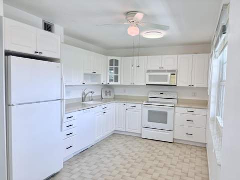 804 Cypress Grove Lane #508, Pompano Beach FL - photo 11 of 36