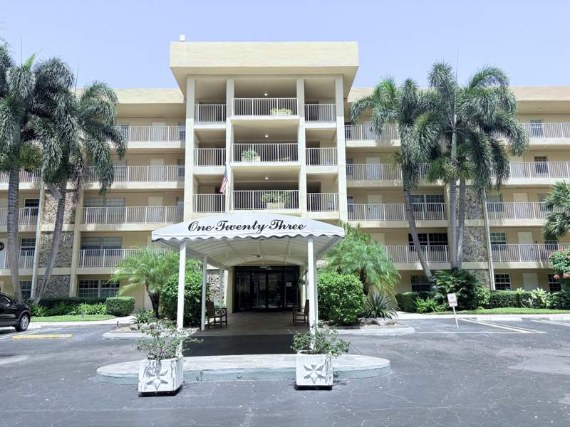 3 bedroom Condominium at 804 Cypress Grove Lane #508, No 123 Palm-Aire Country Club, Pompano Beach — photo 2
