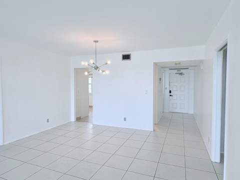 804 Cypress Grove Lane #508, Pompano Beach FL - photo 7 of 36
