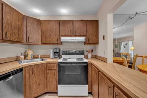 103 Lake Pine Circle #A-2, Greenacres FL - photo 9 of 31