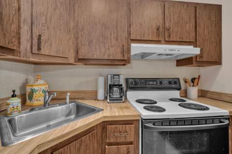 103 Lake Pine Circle #A-2, Greenacres FL - photo 10 of 31