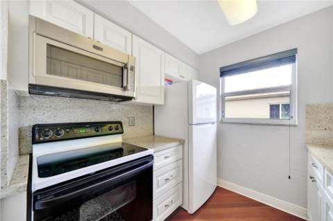 2701 Middle River Drive #11, Fort Lauderdale FL - photo 8 of 60