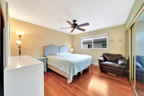 2701 Middle River Drive #11, Fort Lauderdale FL - photo 11 of 60