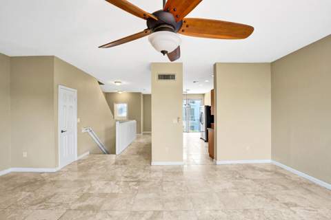 2725 NE 8th Avenue #104, Wilton Manors FL - photo 11 of 56