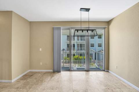 2725 NE 8th Avenue #104, Wilton Manors FL - photo 19 of 56