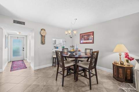 14721 Bonaire Boulevard #101, Delray Beach FL - photo 8 of 35