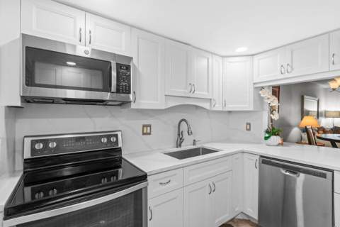 14721 Bonaire Boulevard #101, Delray Beach FL - photo 12 of 35