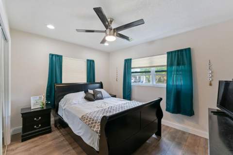 4184 NW 52nd Avenue, Lauderdale Lakes FL - photo 14 of 18