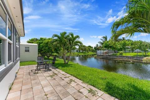 4184 NW 52nd Avenue, Lauderdale Lakes FL - photo 17 of 18
