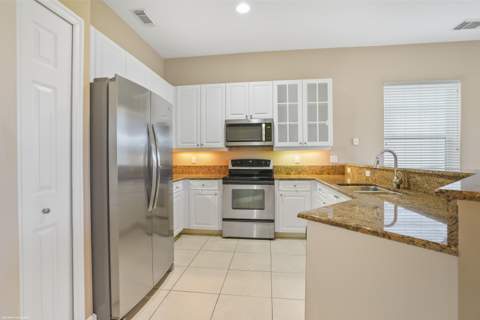 442 NE Leaping Frog Way, Port St. Lucie FL - photo 13 of 48