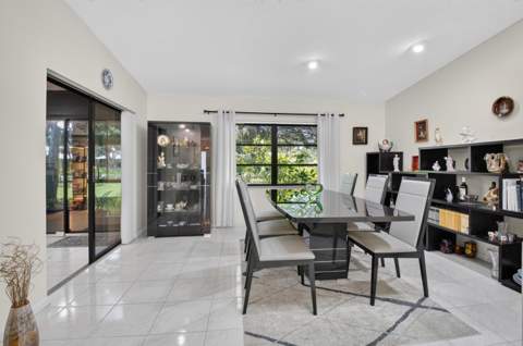 8246 Springview Terrace, Boca Raton FL - photo 11 of 53