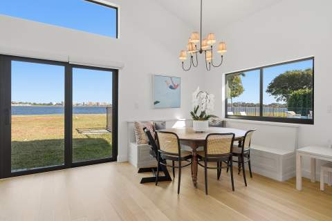 2308 Embassy Drive, West Palm Beach FL - photo 13 of 36