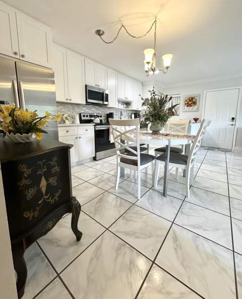 588 Trace Circle #211, Deerfield Beach FL - photo 9 of 27