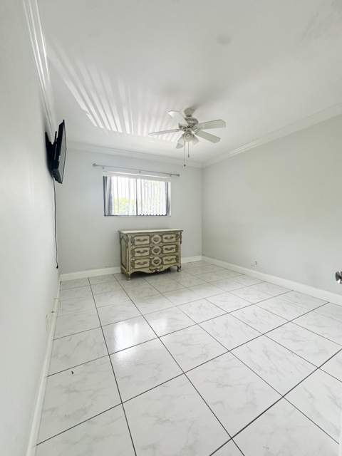 588 Trace Circle #211, Deerfield Beach FL - photo 15 of 27