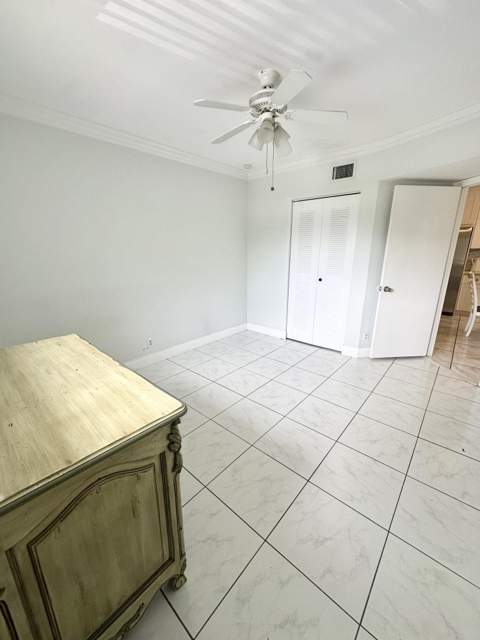 588 Trace Circle #211, Deerfield Beach FL - photo 16 of 27