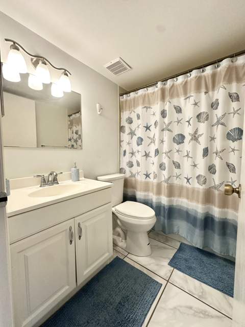 588 Trace Circle #211, Deerfield Beach FL - photo 17 of 27