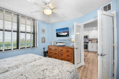 9940 S Ocean Drive #607, Jensen Beach FL - photo 20 of 33