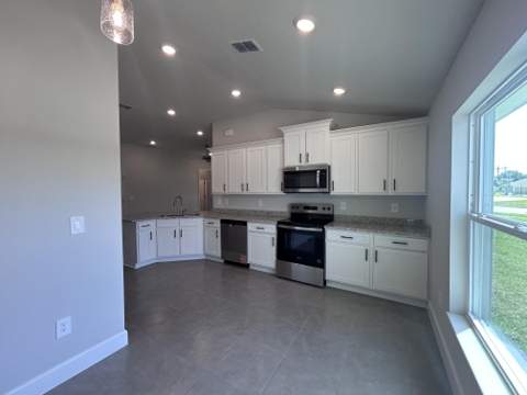 5747 Waterstone Boulevard, Fort Pierce FL - photo 6 of 42