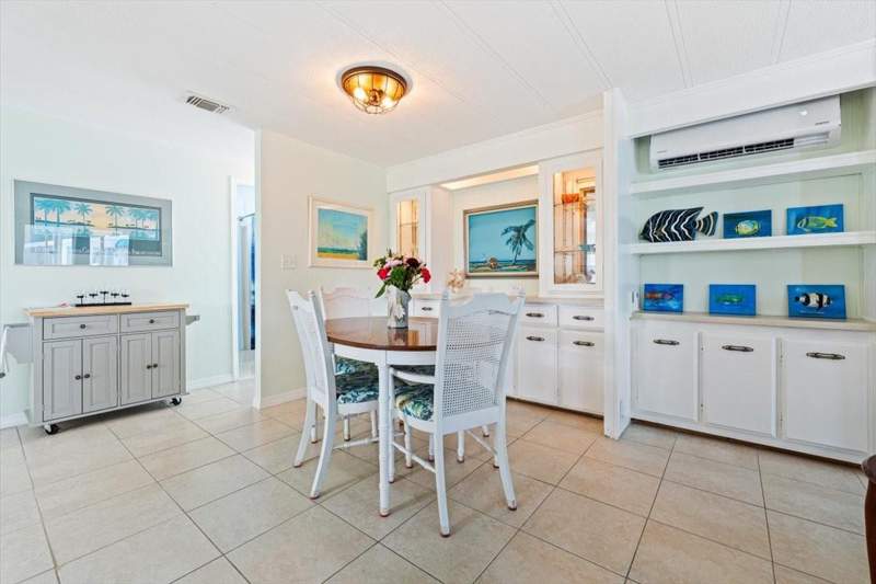 2 bedroom Manufactured Home at 5389 NW 3rd Avenue, Highland Meadows Estates West, Deerfield Beach — photo 5