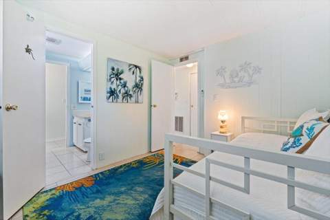 5389 NW 3rd Avenue, Deerfield Beach FL - photo 22 of 52