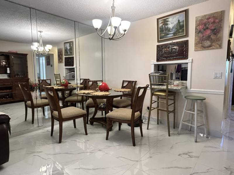2 bedroom Condominium at 300 NE 26th Avenue #113, Village Royale Greenhill Condo, Boynton Beach — photo 5