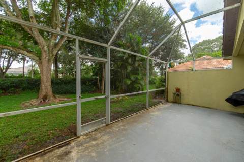 149 Cove Road, Greenacres FL - photo 23 of 37