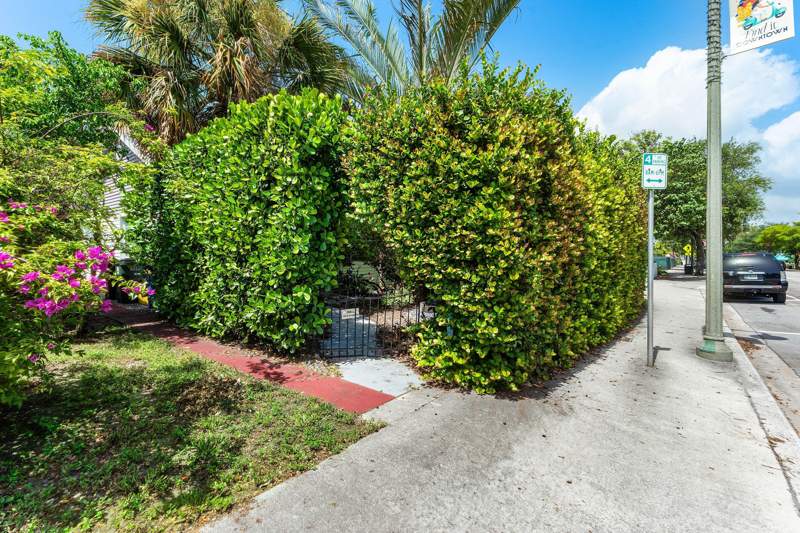 2 bedroom Single Family Residence at 1309 Lucerne Avenue, Lake Worth Town Of, Lake Worth Beach — photo 2