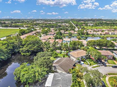 3930 NW 79th Way, Davie FL - photo 8 of 62