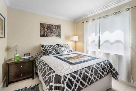 1309 Lucerne Avenue, Lake Worth Beach FL - photo 8 of 35