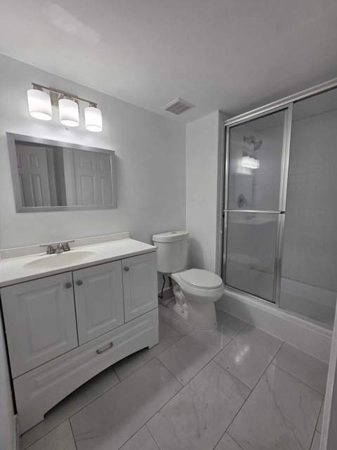 390 Racquet Club Road #204, Weston FL - photo 22 of 31