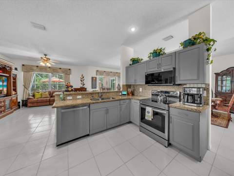 6029 NW 74th Street, Parkland FL - photo 13 of 26