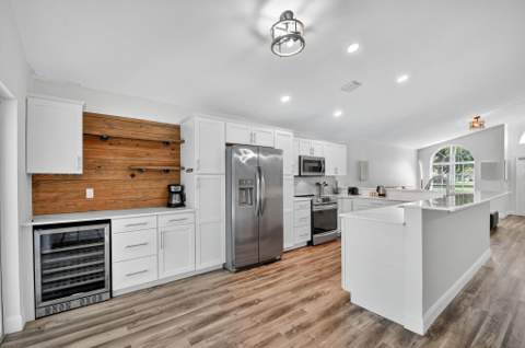 1891 Oak Berry Circle, Wellington FL - photo 13 of 77