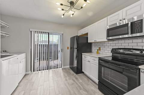 84 Conaskonk Circle, Royal Palm Beach FL - photo 6 of 24