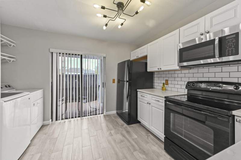 3 bedroom Villa at 84 Conaskonk Circle, Indian Trail Villas, Royal Palm Beach — photo 5