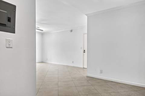 13 Jacaranda Drive #214, Plantation FL - photo 6 of 28