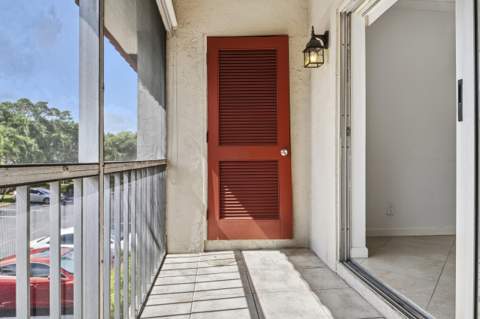 13 Jacaranda Drive #214, Plantation FL - photo 19 of 28