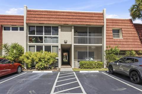 13 Jacaranda Drive #214, Plantation FL - photo 20 of 28