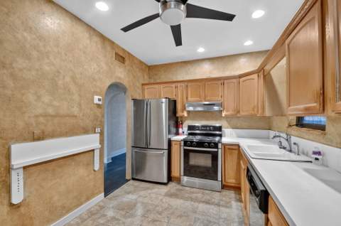 109 George Bush Boulevard, Delray Beach FL - photo 13 of 62