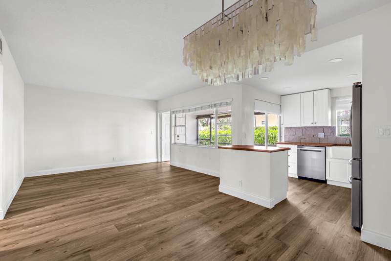 2 bedroom Condominium at 100 Royal Palm Way #1030, Boca Royal Apts Condo, Boca Raton — photo 3