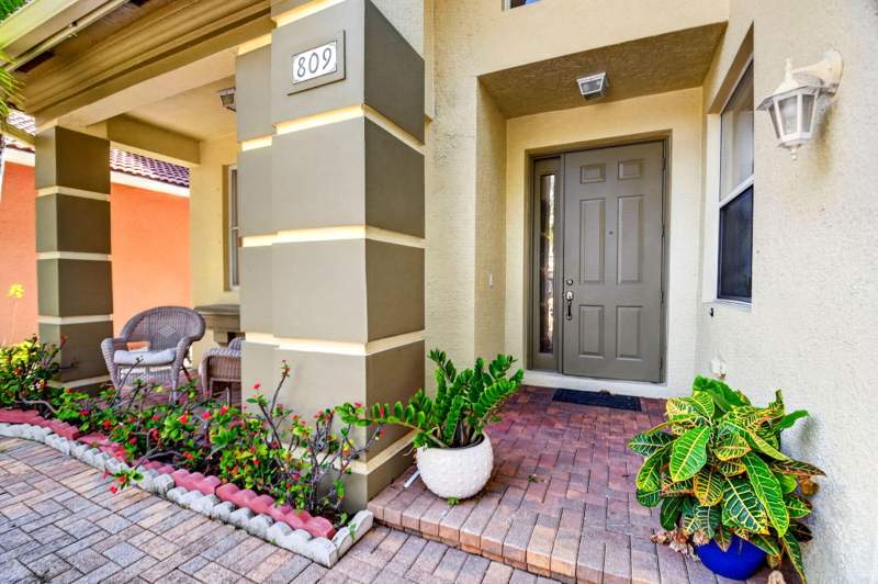 4 bedroom Single Family Residence at 809 Triana Street, Terracina Johnson Property, West Palm Beach — photo 3