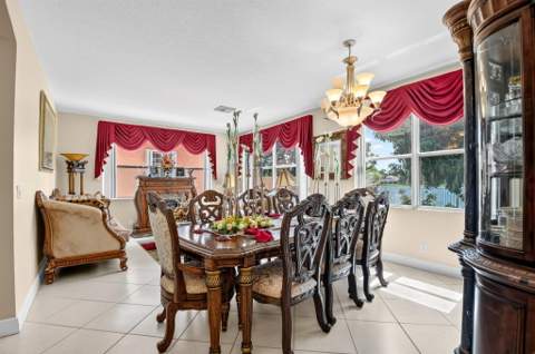 809 Triana Street, West Palm Beach FL - photo 8 of 54